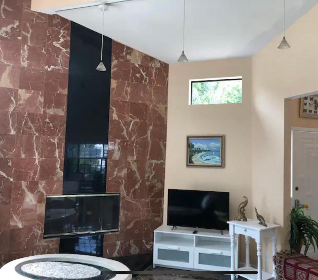 Large Luxury Studio With View In Santa Monica Eksteriør billede