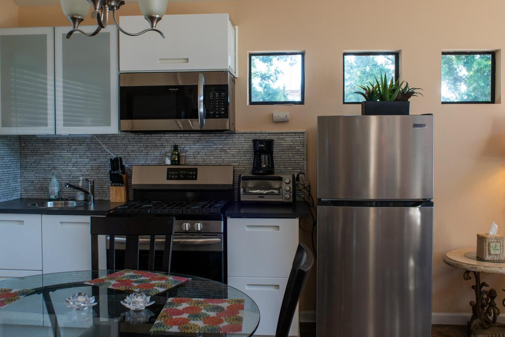Large Luxury Studio With View In Santa Monica Eksteriør billede