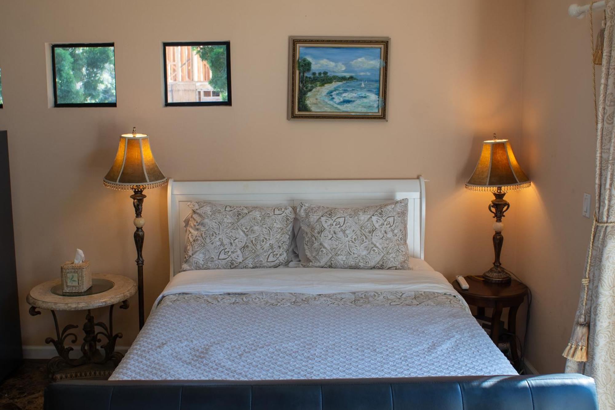 Large Luxury Studio With View In Santa Monica Eksteriør billede