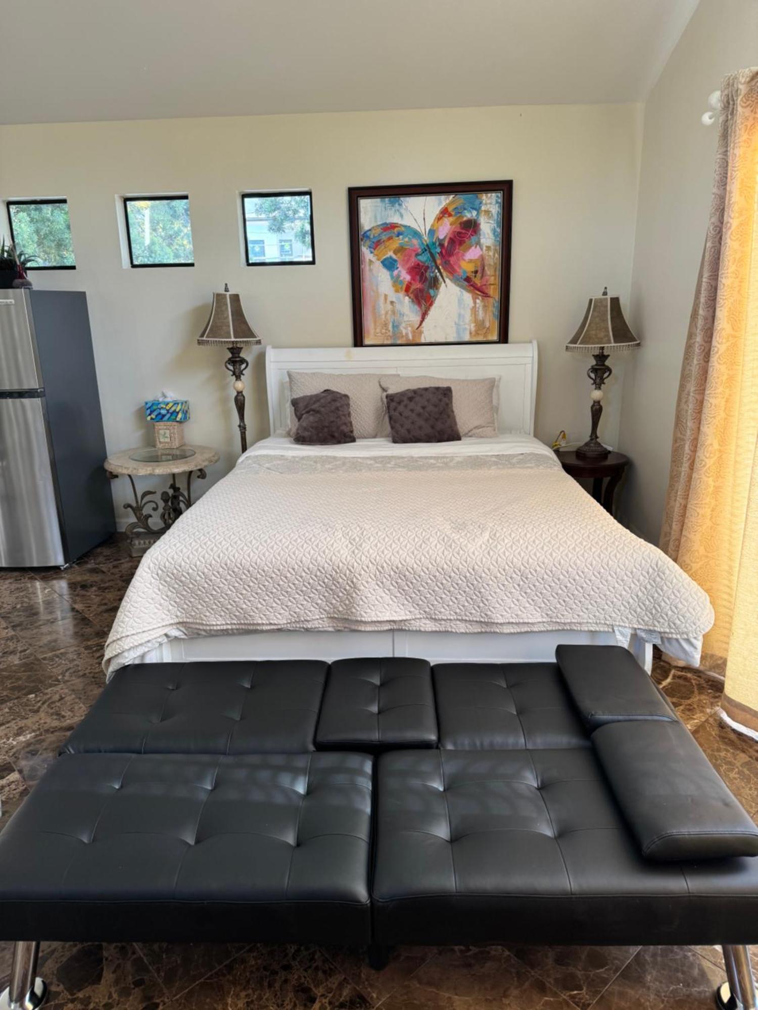 Large Luxury Studio With View In Santa Monica Eksteriør billede